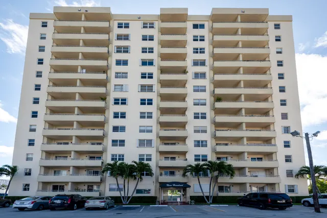 2-bedroom home at 900 NE 18th Avenue #409, Fort Lauderdale