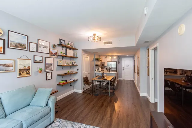 1-bedroom home at 400 N Federal Highway #204s, Boynton Beach