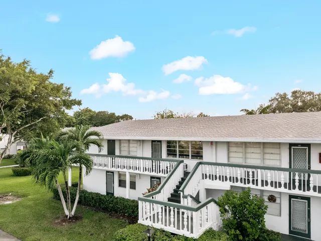 2-bedroom home at 184 Oakridge L #184, Deerfield Beach