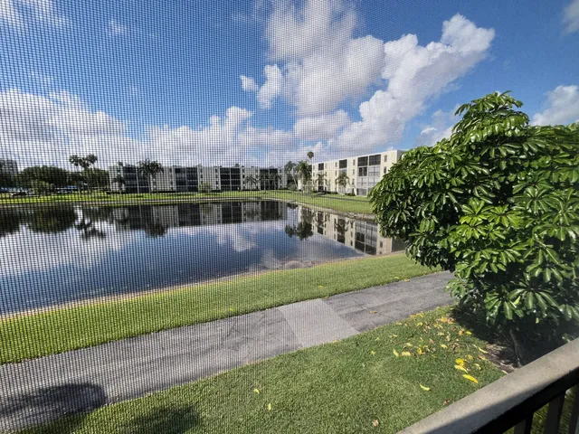 2-bedroom home at 7340 Amberly Lane #205, Delray Beach