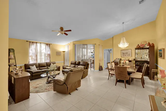 3-bedroom home at 5379 Verona Drive #H, Boynton Beach