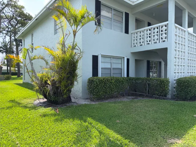 2-bedroom home at 1030 Silk Oak Terrace #101, Delray Beach