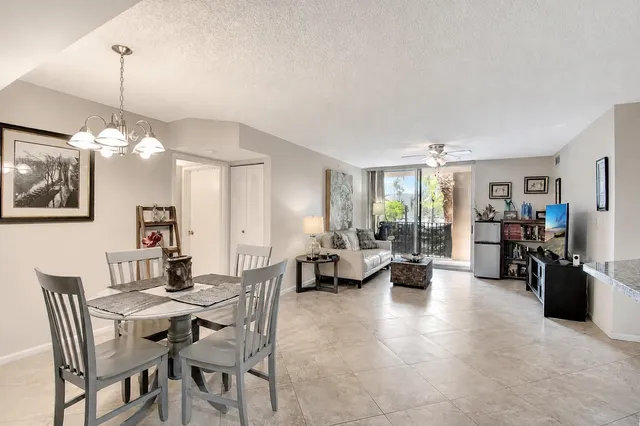 2-bedroom home at 1000 Scotia Drive #204, Hypoluxo