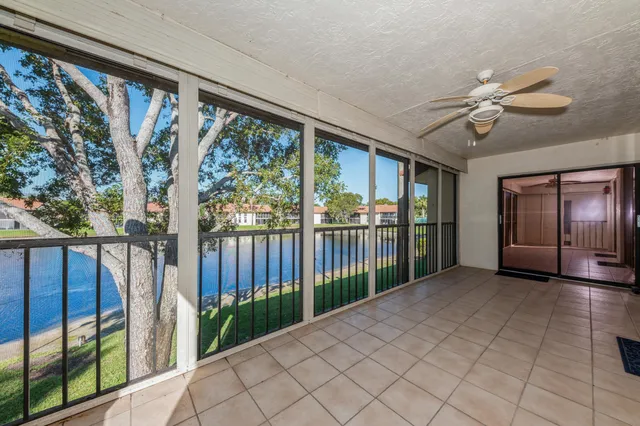 3-bedroom home at 10439 S Circle Lake Drive #201, Boynton Beach