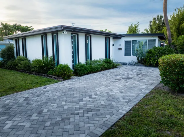 3-bedroom home at 917 NE 18th Street, Fort Lauderdale