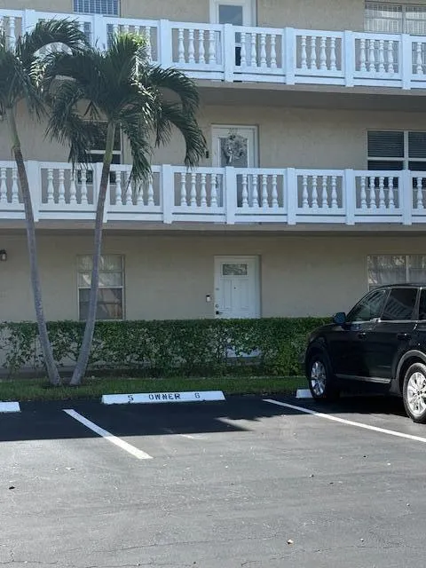 2-bedroom home at 324 SE 10th Street, Dania Beach
