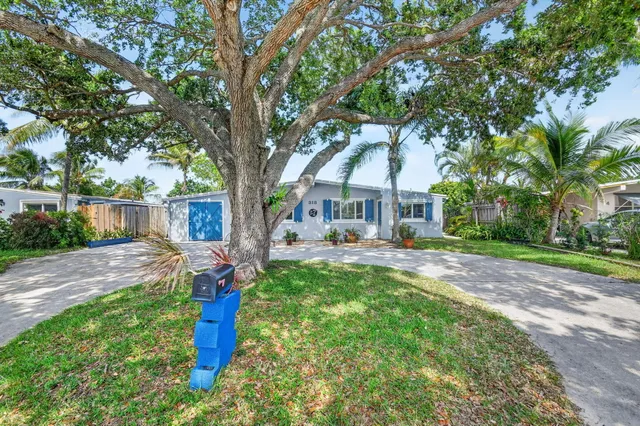 2-bedroom home at 318 Glen Arbor Terrace, Boynton Beach