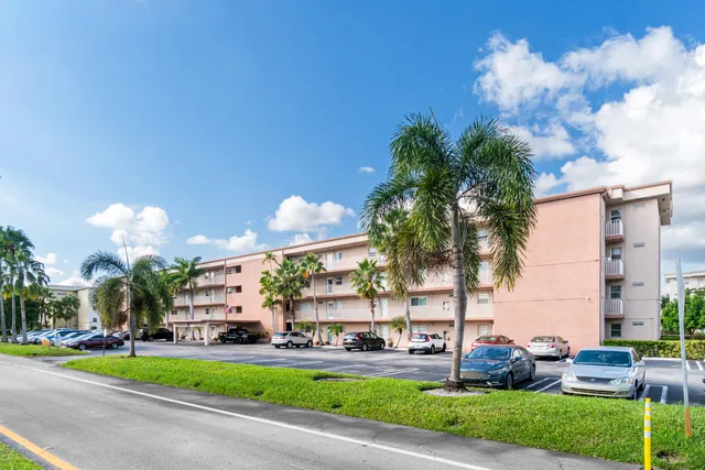 2-bedroom home at 2615 NE 1st Court #410, Boynton Beach
