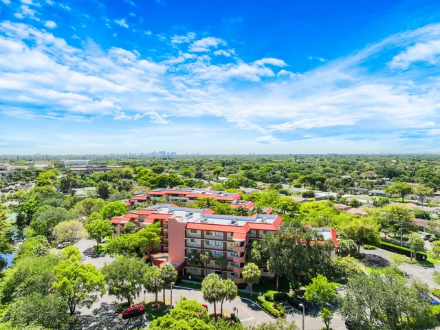 2-bedroom home at 7451 NW 16th Street #108, Plantation