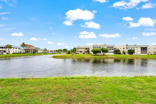 2-bedroom home at 360 Monaco Court #360, Delray Beach
