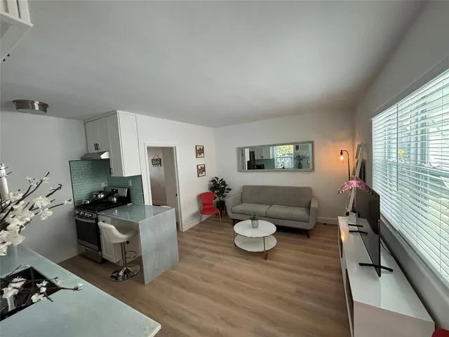 1-bedroom rental at 1315 SE 2nd Street #REAR WEST, Fort Lauderdale