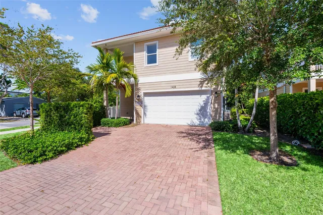 4-bedroom rental at 1428 SW 4th Avenue #1428, Fort Lauderdale