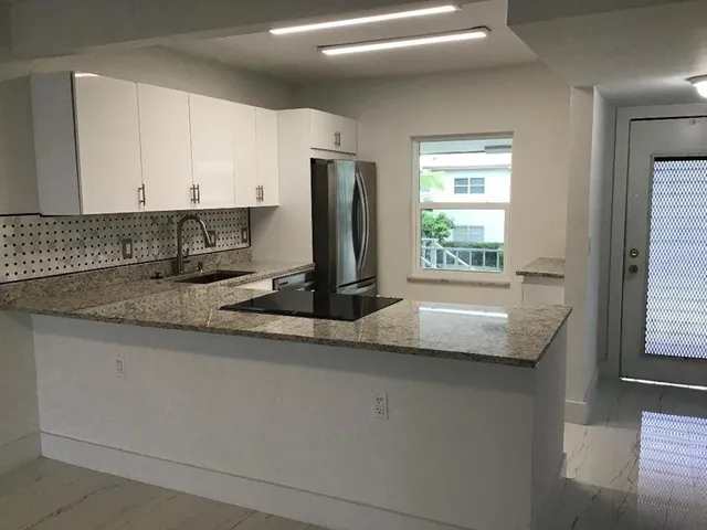 2-bedroom rental at 7600 NW 4th Place #207, Margate