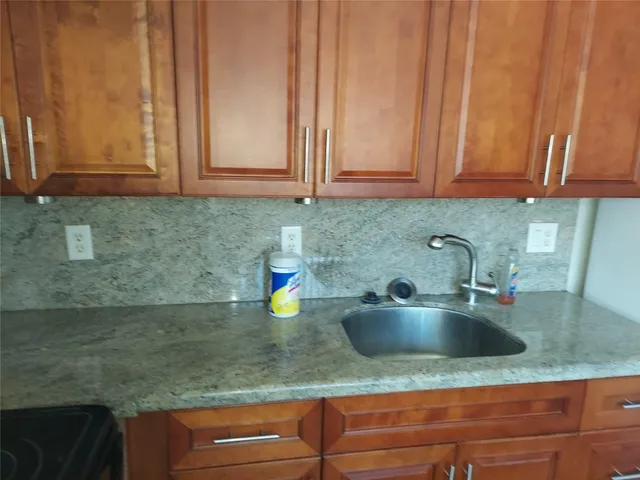 2-bedroom rental at 1829 N Dixie Highway, Fort Lauderdale