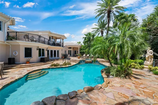 6-bedroom rental at 1600 S Ocean Drive, Fort Lauderdale
