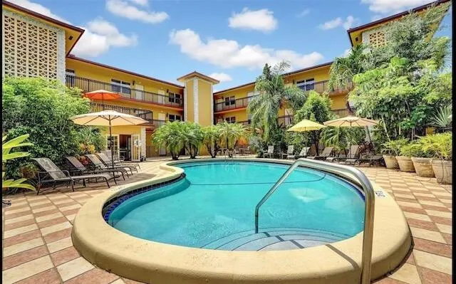 2-bedroom rental at 744 NE 14th Avenue #12, Fort Lauderdale