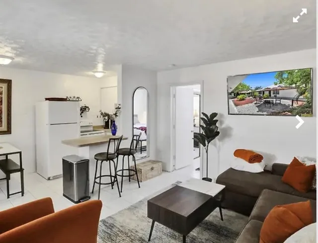 1-bedroom rental at 820 NE 16th Avenue #2, Fort Lauderdale