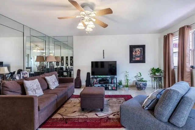 2-bedroom rental at 657 Brittany N, Delray Beach