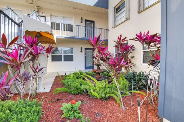 2-bedroom rental at 173 Flanders D #173, Delray Beach