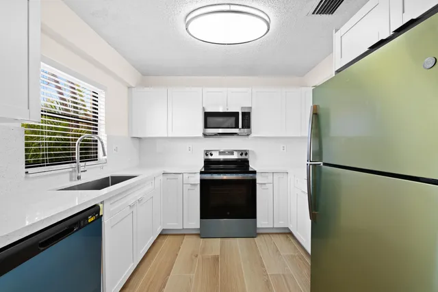 2-bedroom rental at 3281 E Golf Boulevard #12, Pompano Beach