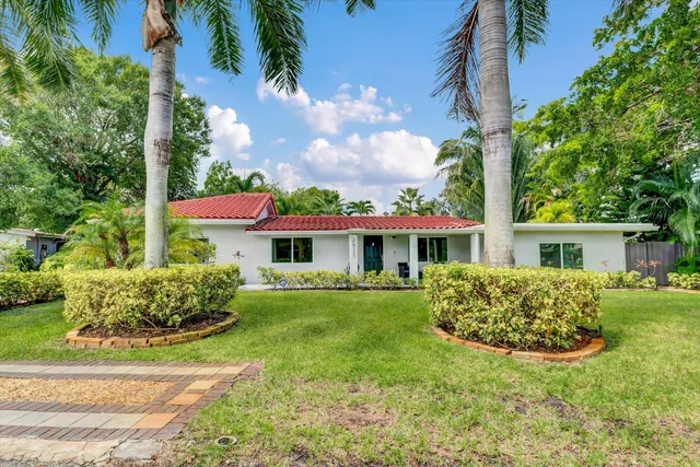 4-bedroom rental at 2633 NE 3rd Avenue, Wilton Manors