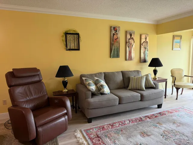 2-bedroom rental at 1121 Cactus Terrace #202, Delray Beach