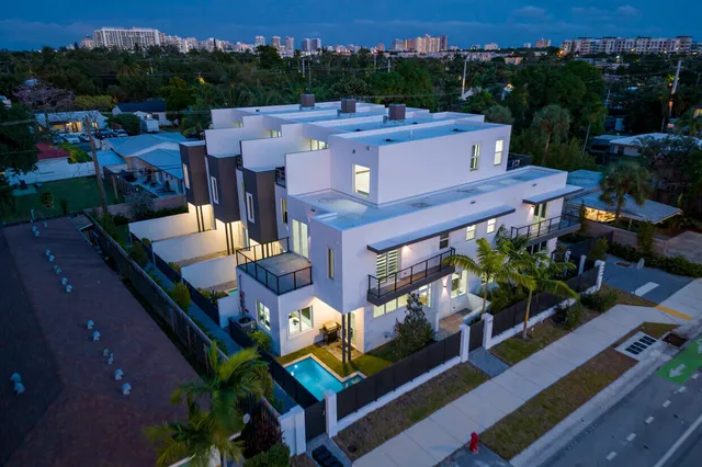 5-bedroom rental at 1220 NE 15th Avenue, Fort Lauderdale