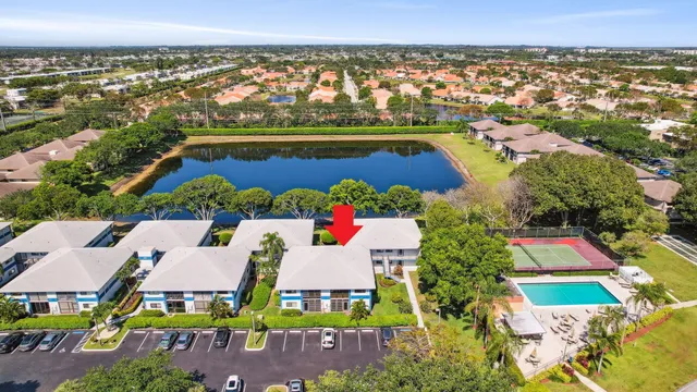 2-bedroom rental at 15301 Pembridge Avenue #43, Delray Beach