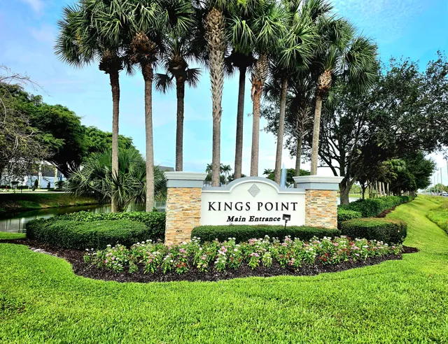 2-bedroom rental at 719 Flanders O, Delray Beach