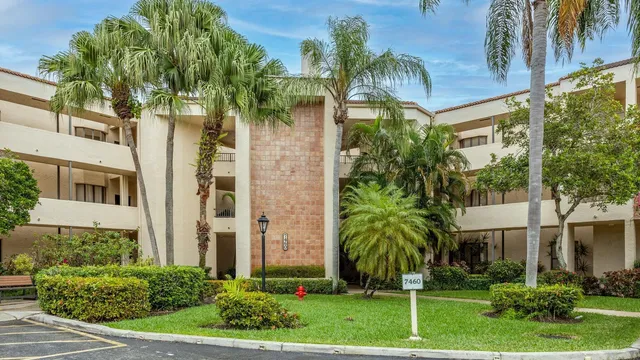 2-bedroom rental at 7460 La Paz Boulevard #208, Boca Raton