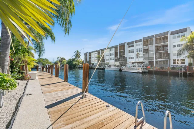 2-bedroom rental at 1850 SE 7th Street #B, Pompano Beach