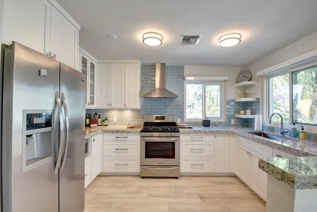2-bedroom rental at 1020 Casuarina Road, Delray Beach