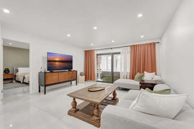 2-bedroom rental at 138 S Cypress Road #224, Pompano Beach