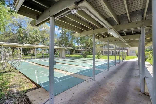 2-bedroom rental at 7600 NW 5th Place #106, Margate
