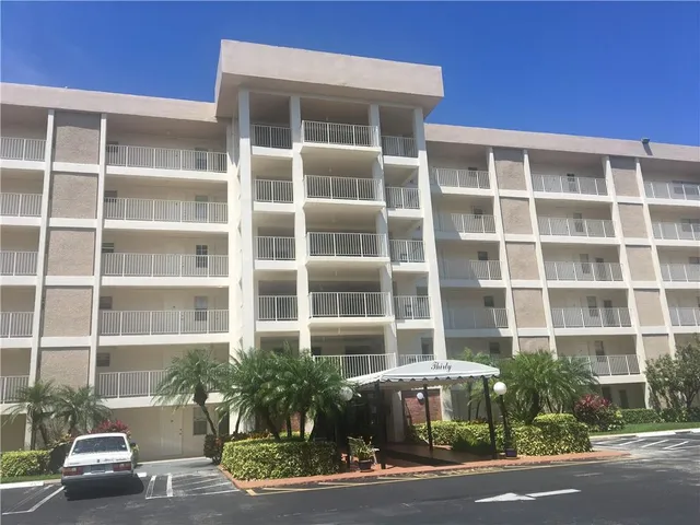 2-bedroom rental at 2851 S Palm Aire Drive #309, Pompano Beach
