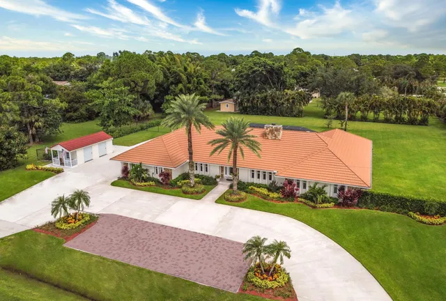 4-bedroom home at 6731 Donald Ross Road, Palm Beach Gardens