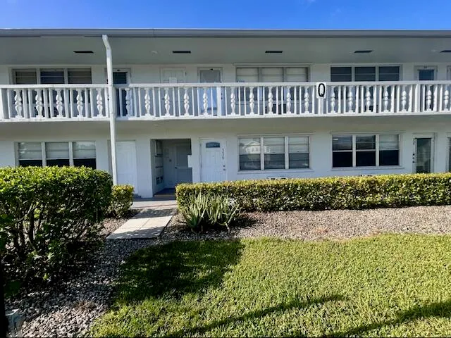 1-bedroom home at 336 Northampton Q, West Palm Beach