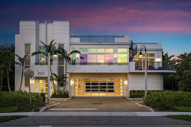 4-bedroom home at 226 Palm Court, Delray Beach