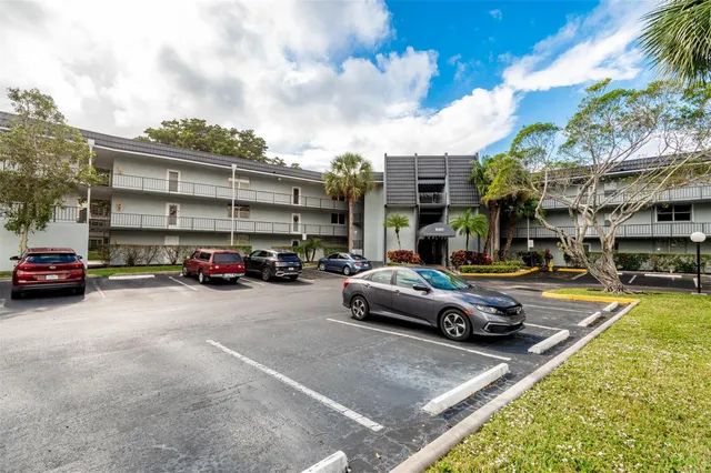 2-bedroom home at 9351 Lime Bay Boulevard #207, Tamarac