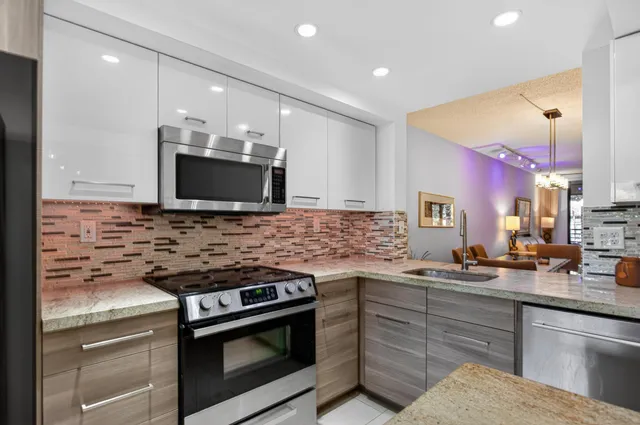 2-bedroom home at 7547 NW 79th Avenue #212, Tamarac