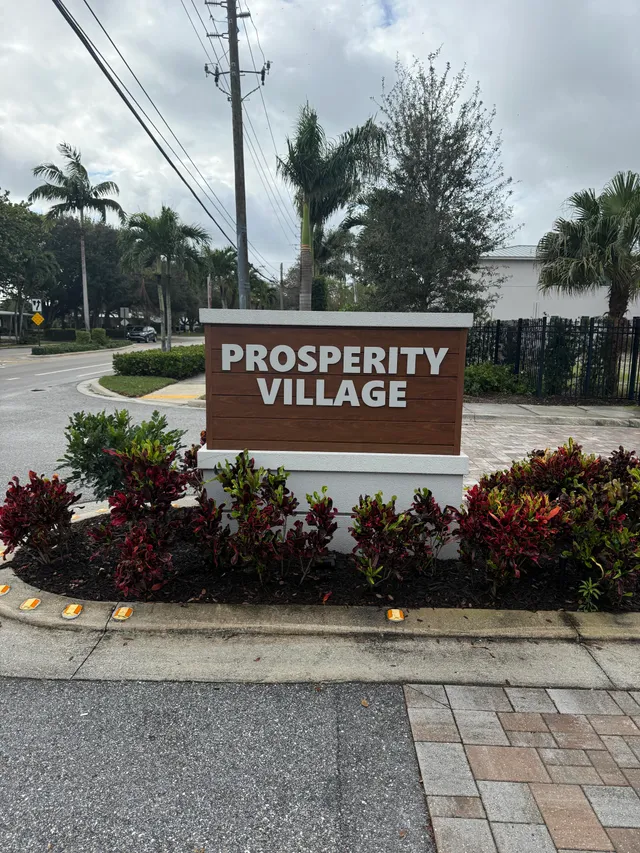 4-bedroom home at 10401 Prosperity Farms Road, North Palm Beach
