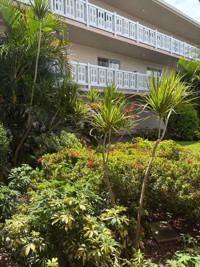2-bedroom home at 2770 S Garden Drive #304, Lake Worth