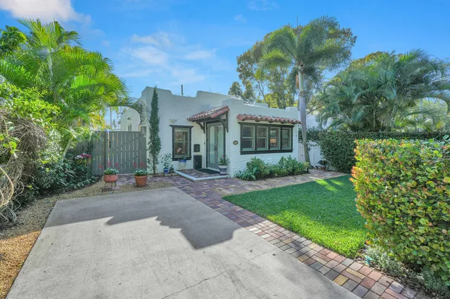 2-bedroom home at 744 Penn Street, West Palm Beach