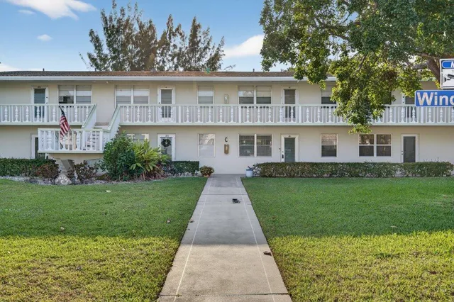 2-bedroom home at 56 Windsor C, West Palm Beach