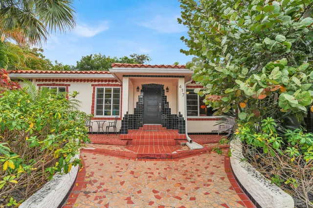 4-bedroom home at 417 N 12th Avenue N, Lake Worth