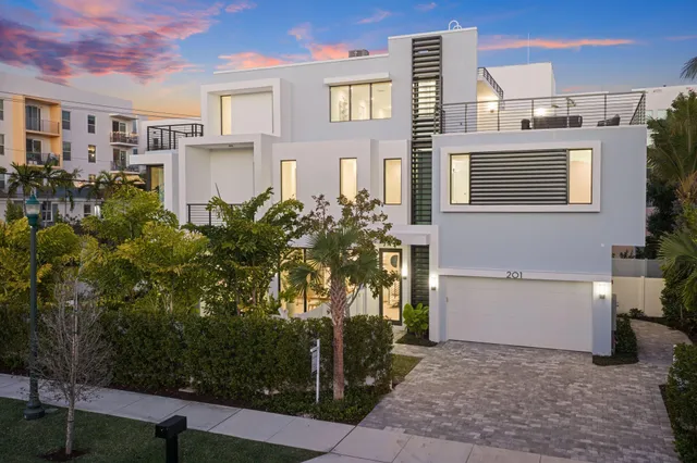 4-bedroom home at 201 SE 4th Avenue, Delray Beach