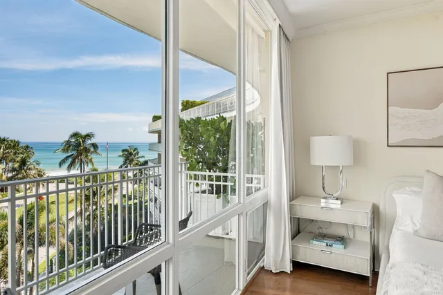 3-bedroom home at 100 Royal Palm Way #G5, Palm Beach
