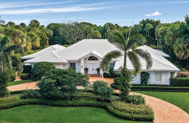 4-bedroom home at 11818 Lost Tree Way, North Palm Beach