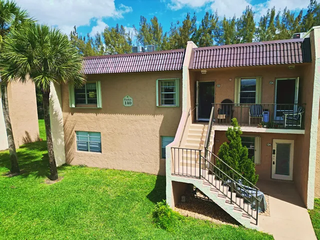 2-bedroom home at 140 Lake Meryl Drive #Apt 233, West Palm Beach