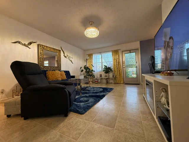 2-bedroom home at 81 Camden Drive #D, West Palm Beach